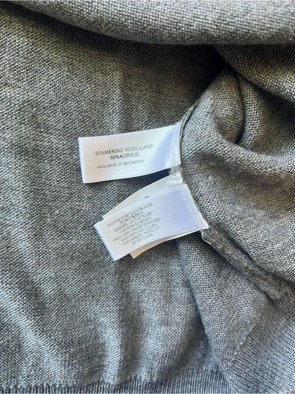 Cutter & Buck Men's V-Neck Lightweight Gray Sweater | Size XL Wool - Picture 5 of 8